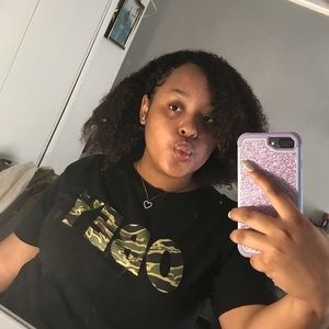 Meet your Posher, Delilah